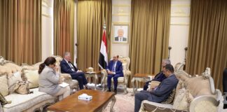 وزير الخارجية يحث الأمم المتحدة على اتخاذ مواقف حازمة من عمليات تهريب الأسلحة للحوثي