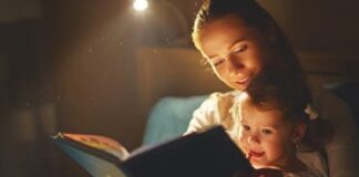 10 فوائد لقصص ماقبل النوم …تعزز نمو دماغ طفلك