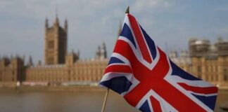 السفارة البريطانية تدين الهجمات الحوثية ضد المدنيين في محافظة البيضاء وتطالب بوقف الترهيب والاعتقالات