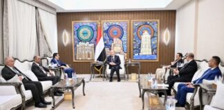 العليمي يطلع على استعدادات الحكومة لمؤتمر المانحين بشأن اليمن في نيويورك