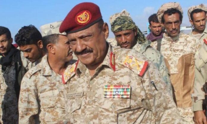 اللواء الركن فضل حسن العمري قائد المنطقة الرابعة