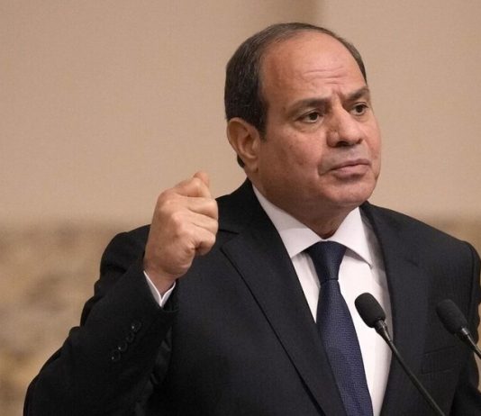 السيسي يعلن عن خسائر مصر من قناة السويس بسبب الهجمات في البحر الأحمر