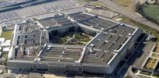 الولايات المتحدة وفرنسا تبحثان خيارات لضمان حرية الملاحة في البحر الأحمر