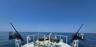 القوات البحرية المشتركة تضبط 260 كجم من المخدرات في بحر العرب