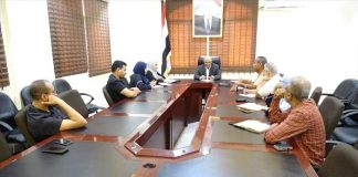 وزير المياه والبيئة يبحث مع منظمة “يمن آيد” تعزيز التعاون في مشاريع المياه والتغيرات المناخية