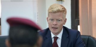 الأمم المتحدة تدين احتجاز الحوثيين لموظفيها في اليمن وتُحذر من تصاعد التوترات الإقليمية