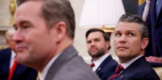 تسريب محادثات سرية لمسؤولي إدارة ترامب حول خطط عسكرية ضد الحوثيين