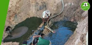 كارثة بيئية تهدد حياة سكان الروضة بشبوة.. وتلوث نفطي يخرج آبار مياه عن الخدمة