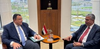 القاهرة.. السفير اليمني يبحث مع الجانب المصري أزمة المدارس اليمنية في القاهرة وضرورة إعادة فتحها