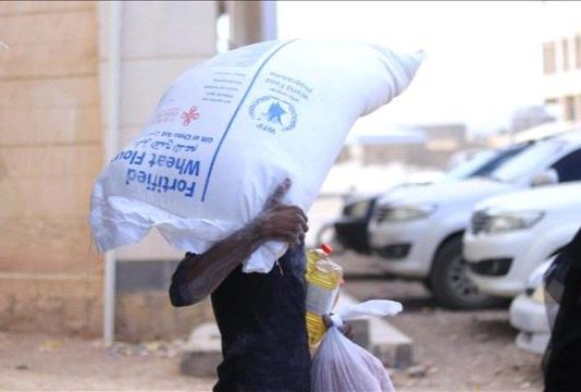 برنامج الأغذية العالمي: ثلث الأسر اليمنية يواجه حرمانًا غذائيًا خطيرًا رغم تحسن نسبي بالعملة والأسعار