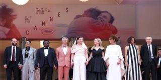 دي نيرو وبينوش وبيري يفتتحون الدورة 78 من مهرجان كان السينمائي