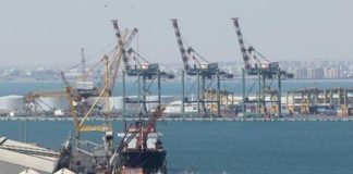 واردات الغذاء والوقود إلى الموانئ الحكومية في اليمن تسجل أعلى مستوى خلال ثلاث سنوات