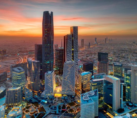 الرياض ترحب باتفاق واشنطن والحوثيين على وقف إطلاق النار وحماية الملاحة في البحر الأحمر