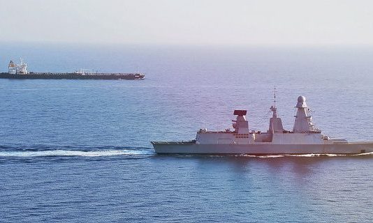 “إمبري” للأمن البحري: اعتراض ناقلة ترفع علم بنما وترتبط بالإمارات قرب السواحل الإيرانية