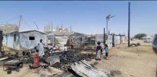 مارب.. حريق يلتهم مأوى 5 أسر نازحة في مخيم التضامن للنازحين بقطاع جو النسيم