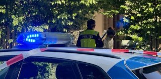 اعتقال يمني بألمانيا للاشتباه بقتل زوجته طعنًا أمام أطفالهما الستة