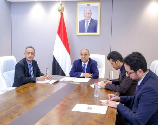 رئيس الوزراء يوجه باستكمال الترتيبات لمؤتمر دولي لدعم الأمن الغذائي في اليمن
