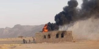 جماعة الحوثي تحرق منزل مواطن في الجوف وتُهجّر أسرته بالقوة إحراق منزل مواطن في الجوف