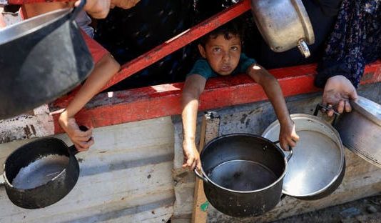 مفاوضات غزة …. ترقب لرد حماس الحاسم وسط خلافات حول الانسحاب الإسرائيلي