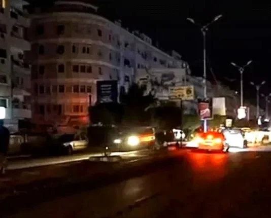 عدن تغرق في العتمة: سكان العاصمة المؤقتة يواجهون الظلام والمعاناة بانتظار وعود حكومية لا تتحقق