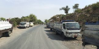 تعز: السماح بمرور صهاريج المياه من الحوبان عبر المنفذ الشرقي لتخفيف حِدة أزمة المياه في المدينة