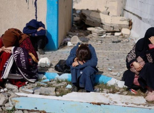 المركز الأمريكي للعدالة: 200 يمني عالقون في غزة ويواجهون ظروفاً إنسانية كارثية