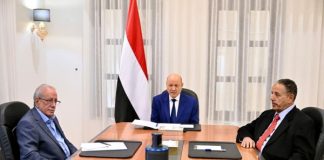 العليمي: حضرموت قاطرة التنمية والسلام وأولويتها حاضرة في خطط الإصلاح