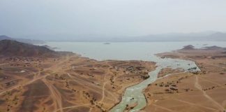 تحذير عاجل: سيول جارفة تهدد النازحين في مأرب