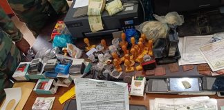 شرطة تعز تضبط محلاً لتزوير الوثائق الرسمية تحت غطاء “دعاية وإعلان”