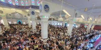 تعز تودّع الشهيدة افتهان المشهري في موكب جنائزي مهيب. (صور)