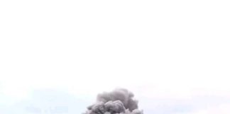 غارات إسرائيلية تُلحق أضراراً جسيمة بمبانٍ أثرية في صنعاء القديمة