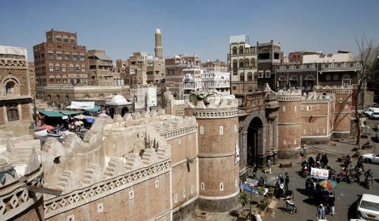 بعد اعتقال موظفيها.. اليونسكو تسحب مشاريعها من صنعاء والحكومة اليمنية تدين “العبث بالتراث”