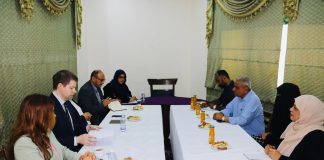 الاشتراكي في حضرموت يؤكد للمبعوث الأممي تمسكه بخيار السلام العادل والحلول الواقعية لقضايا المجتمع