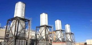 كهرباء عدن تحذر من انطفاء كلي وشيك بسبب احتجاز ناقلات النفط الخام في أحور