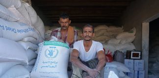 “الغذاء العالمي” يعلن تقديم مساعدات لأكثر من 3 ملايين شخص في مناطق الحكومة اليمنية خلال سبتمبر رغم نقص التمويل
