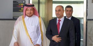 بن بريك يصل الدوحة للمشاركة في القمة العالمية الثانية حول التنمية الاجتماعية