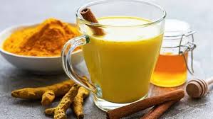 سر الكركم والكافيين.. مزيج “قهوة الكركم” يدعم صحة الدماغ والقلب ويحارب الالتهاب