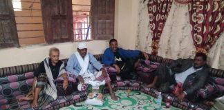 قيادات اشتراكي أبين تزور المناضل سالم جعيم للاطمئنان على صحته