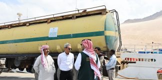 وصول الدفعة الأولى من منحة المشتقات النفطية السعودية إلى سقطرى