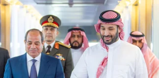 ولي العهد السعودي والرئيس المصري يبحثان التصعيد العسكري في المنطقة