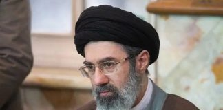 إيران تختار “مجتبى خامنئي” زعيماً أعلى جديداً وسط تصاعد الصراع مع الولايات المتحدة وإسرائيل