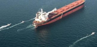 واشنطن تجيز موقتا بيع النفط الروسي لتهدئة أسواق الطاقة