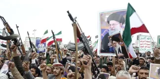 الحوثيون يبقون على الهامش استعداداً لحرب استنزاف