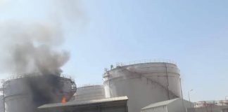 هجوم بطائرات مسيرة يستهدف منشآت نفطية في ميناء صلالة بسلطنة عُمان