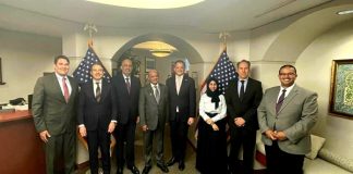 الحكومة اليمنية تبحث مع واشنطن دعم الإصلاحات الاقتصادية وتعزيز الشراكة