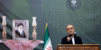 بزشكيان يجدد تمسك طهران بالحوار ويرفض الاستسلام تزامناً مع ترقب جولة مفاوضات جديدة