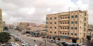 العثور على شاب مقتولًا داخل سيارته في الغيضة بمحافظة المهرة