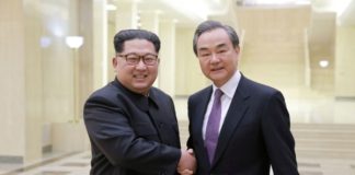 وزير خارجية الصين يلتقي زعيم كوريا الشمالية ويدعو لتنسيق أوثق بين البلدين