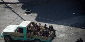 الحوثيون ينفذون حملة مداهمات في إب ويعتقلون أكثر من 20 شخصاً