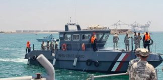 زورق “ميون” يعزز جاهزية خفر السواحل اليمنية بدعم بريطاني وشراكة دولية